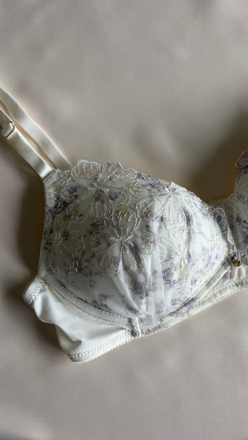 Momo Bra Set (Japanese Medium: 65B–75C)