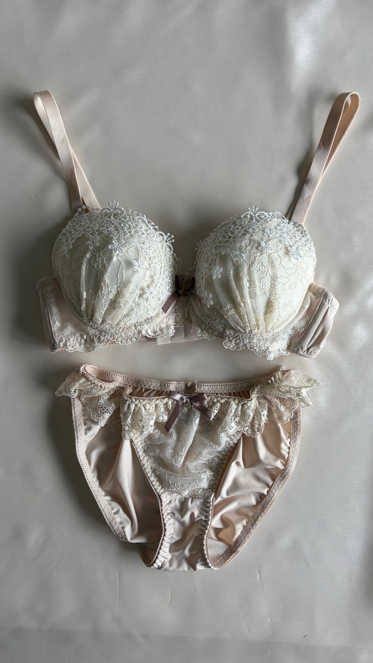 Komugi Bra Set (Japanese Small: 65A-65B)